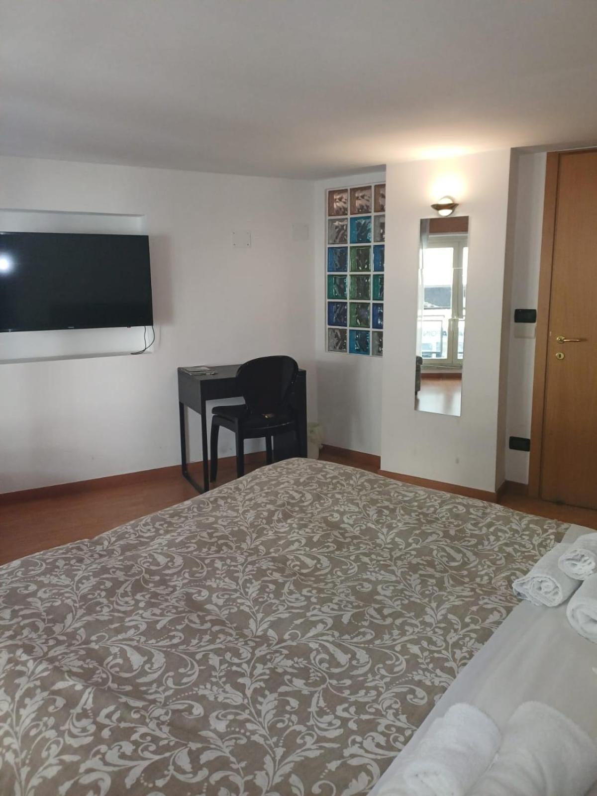 B&B 30 Mt Dal Duomo Bénévent Extérieur photo