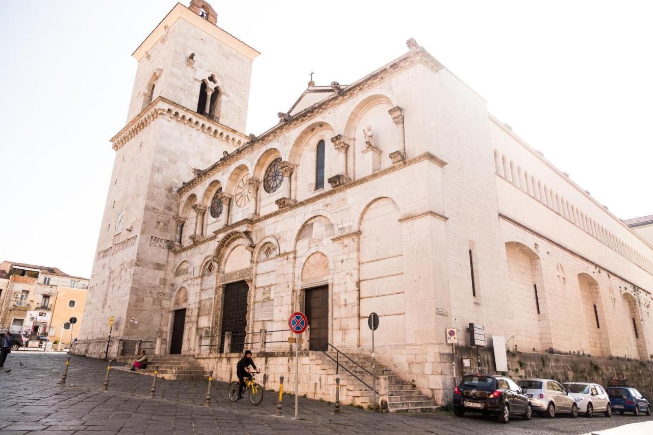 B&B 30 Mt Dal Duomo Bénévent Extérieur photo